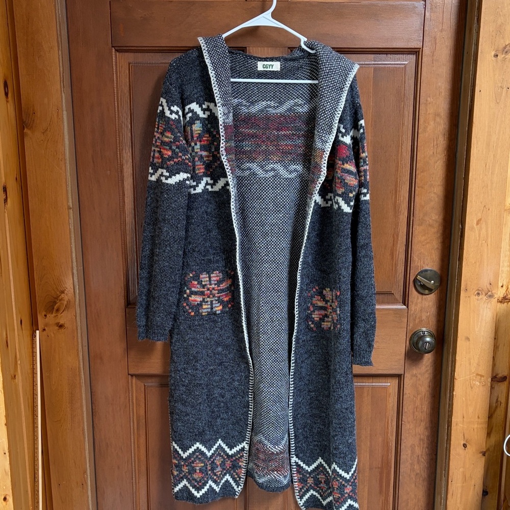 CGYY Cozy Hooded Long Cardigan with Multicolor Fair Isle Details - Charcoal